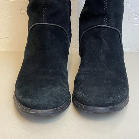 UGG {5} 'Daley Gracen' Black Suede Tall Riding Boots Block Heel - Picture 5 of 9